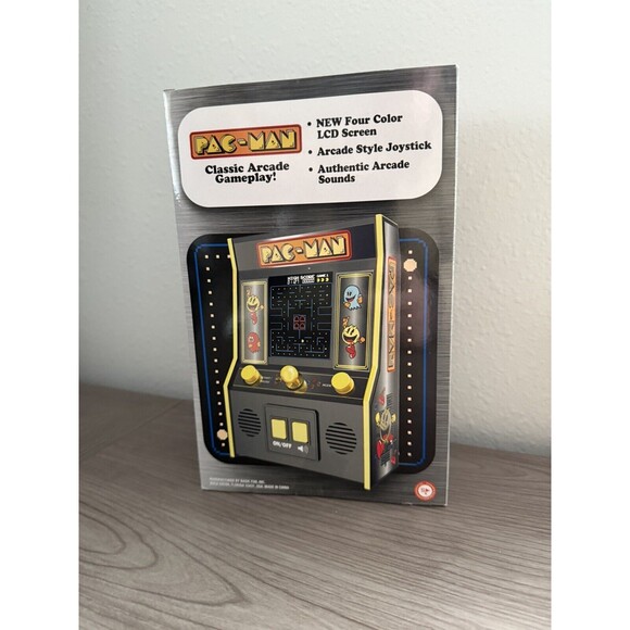 Pac Man Arcade Classics Collector's Edition Four Color LCD Screen Joystick New - Picture 4 of 6